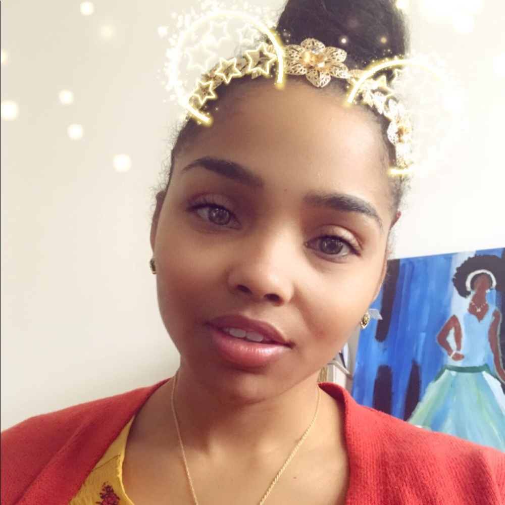 Meet your Posher, Ashlee